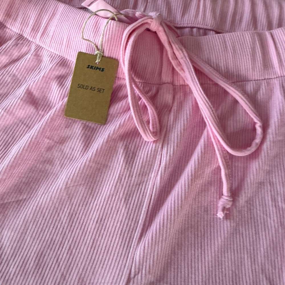 SKIMS Soft Lounge Tank Bubble Gum Pants - Picture 3 of 6